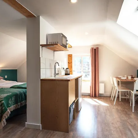 Dabrowka * קרפאז'